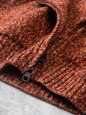 Ženski kardigan, opuštenog kroja, visok ovratnik, dugi rukavi, 95% kašmir