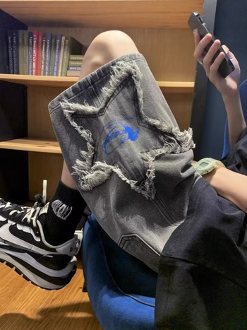 Muške traper kratke hlače s zvjezdanim vezom, Capri duljina, 85% pamuka, ravni kroj, gradski stil