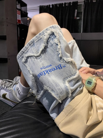 Muške traper kratke hlače s zvjezdanim vezom, Capri duljina, 85% pamuka, ravni kroj, gradski stil