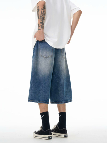 Traper kratke hlače, hip-hop stil, vintage dojam, opušteni ravni kroj, srednji pojas, zatvarač (65% pamuk)