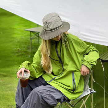 Vanjska windbreaker jakna – Unisex, Brzo suši, S kapuljom, Materijal: kemijska vlakna, Ljeto