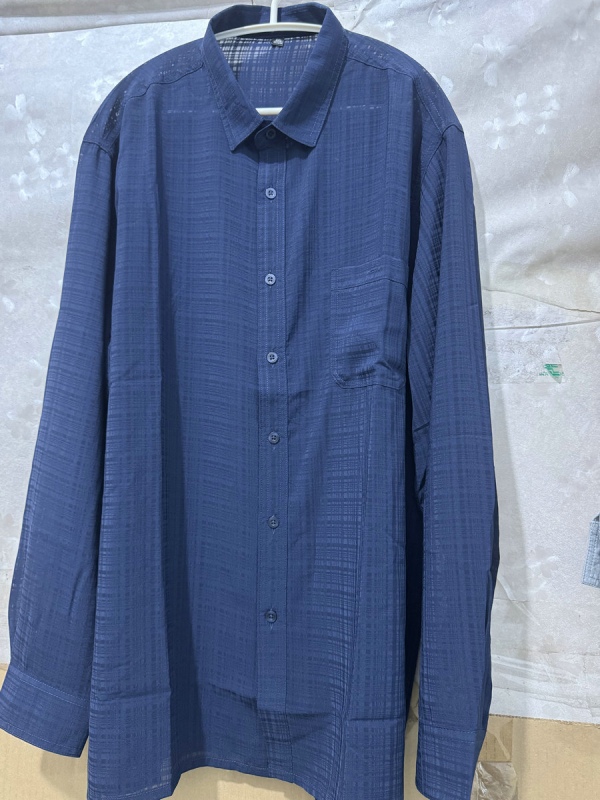 Cămașă bărbătească cu model în carouri, mâneci lungi, croială lejeră, guler tip lapel, țesătură ușoară din poliester (96%+)