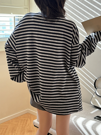 Cardigan în dungi cu mâneci lungi, protecție solară, amestec bumbac-elastan, croială lejeră, lungime medie 65–80 cm