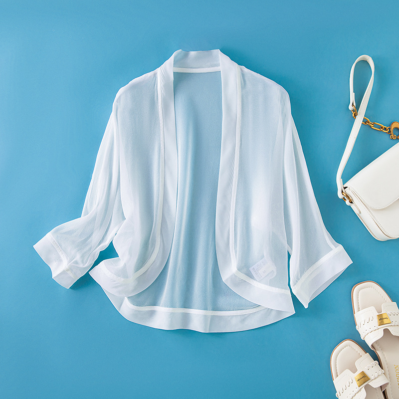 Barbil svilen kardigan, 95% svile, UPF40+ zaštita od sunca, 3/4 rukavi, pravilan kroj