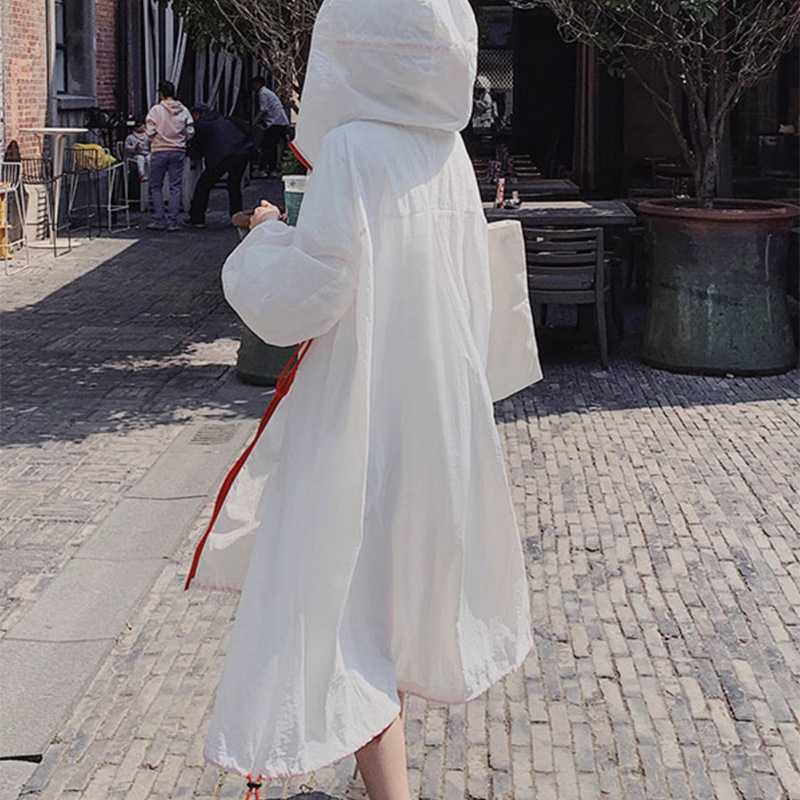 Ženski dugi, lagani kardigan za sunčevu zaštitu s zatvaračem; slobodan kroj do koljena; materijal viskoza/ledeno svila; UPF40+; proljeće 2025; jednobojan; japansko-korejski opušten stil.