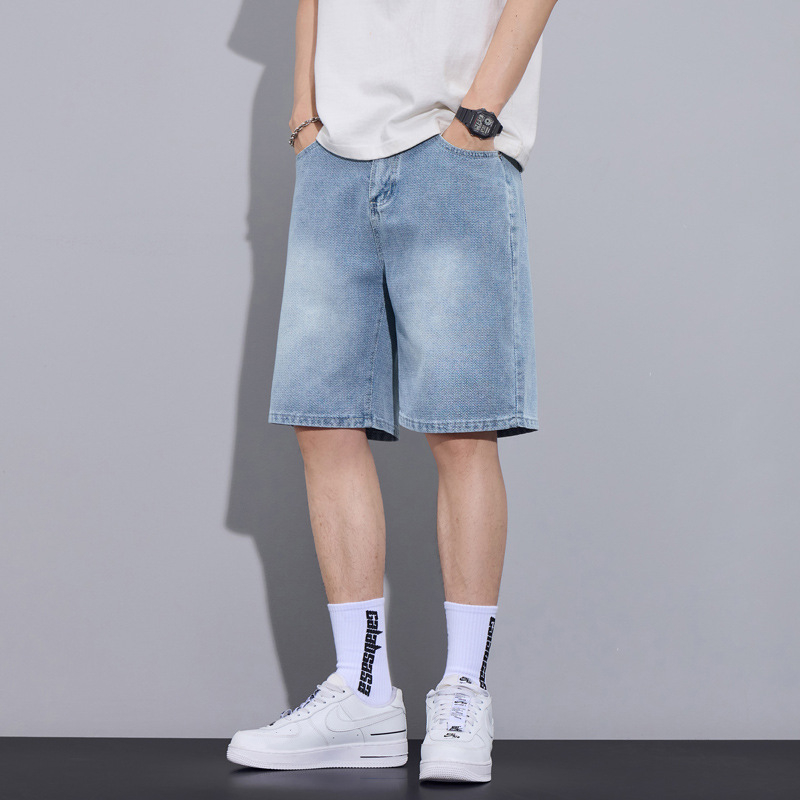 Muške traper šorc – labav ravni kroj, retro uzorak zvjezdano nebo, ljeto 2025 izdanje, mješavina pamuka 52%, poliester 27.8%, regenerirana celuloza 20.2%