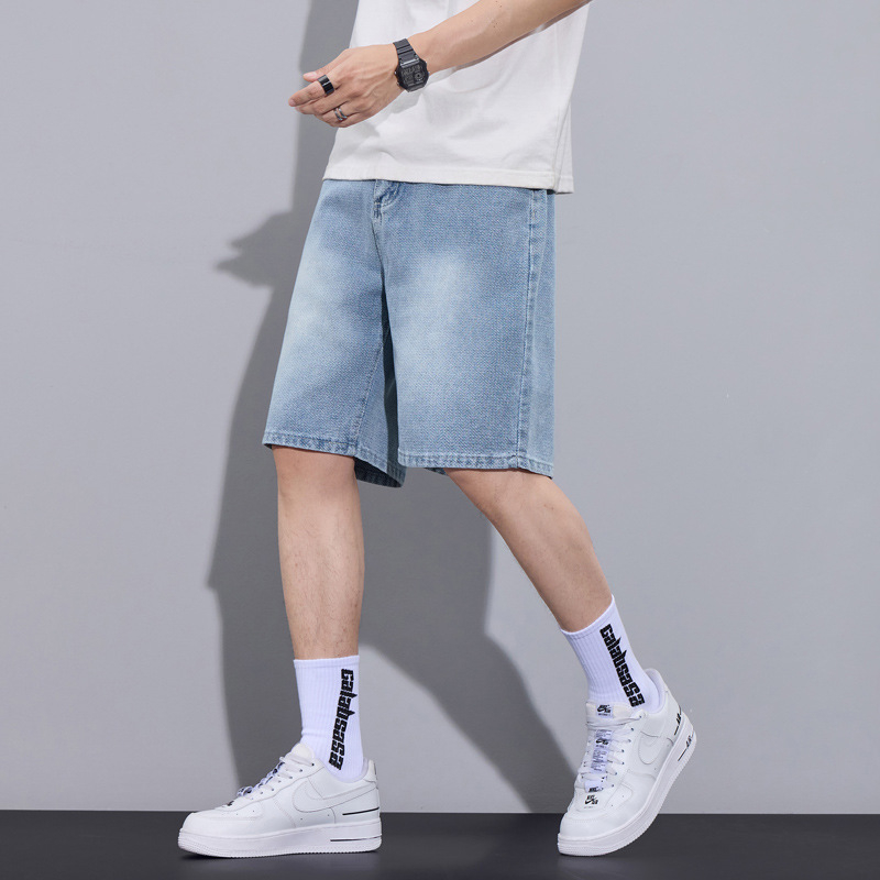 Muške traper šorc – labav ravni kroj, retro uzorak zvjezdano nebo, ljeto 2025 izdanje, mješavina pamuka 52%, poliester 27.8%, regenerirana celuloza 20.2%