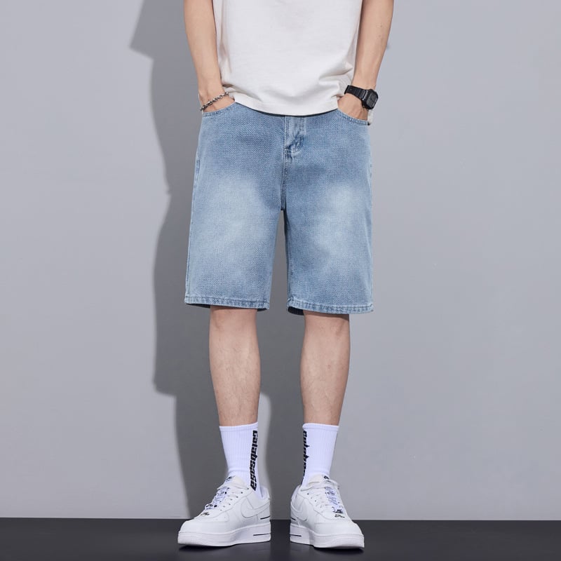 Muške traper šorc – labav ravni kroj, retro uzorak zvjezdano nebo, ljeto 2025 izdanje, mješavina pamuka 52%, poliester 27.8%, regenerirana celuloza 20.2%