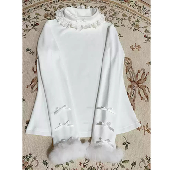 Top z polyestéru so štíhlym strihom, polovyšší golier, dlhé rukávy, panelové šitie