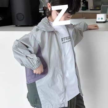 Dječja vanjska jakna s UV zaštitom UPF50+, prugasti uzorak, sintetičko vlakno, bez kapuljače, dugi kroj