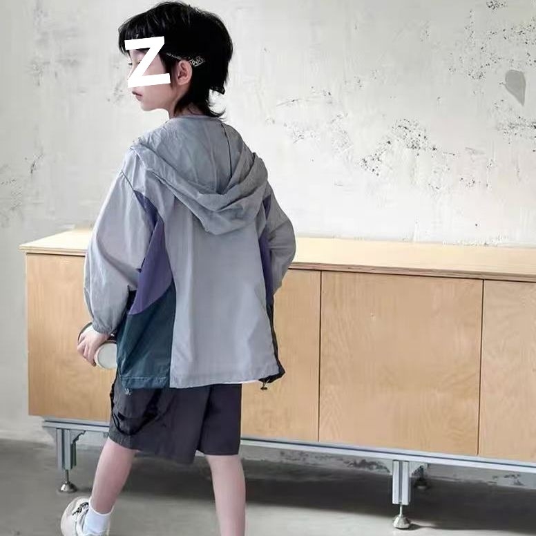 Dječja vanjska jakna s UV zaštitom UPF50+, prugasti uzorak, sintetičko vlakno, bez kapuljače, dugi kroj