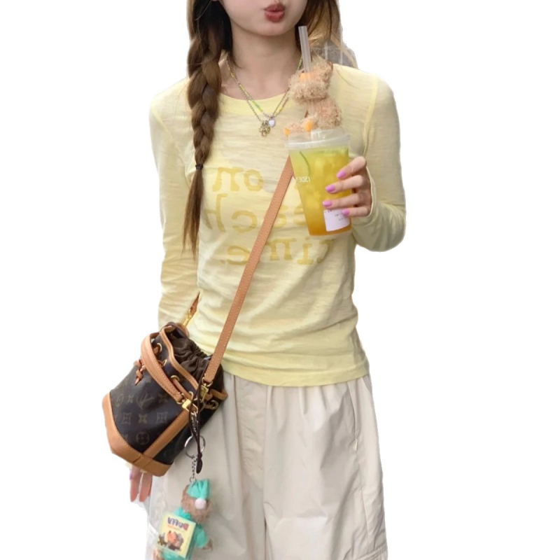 Bluza s dugim rukavima i printom slova, Lyocell linen, viskoza osnova, 95%+ sadržaja, standardna duljina 50–65 cm