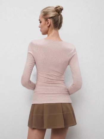 Pamuk-elastan majica s dugim rukavima, V-izrez, uobičajena duljina, casual stil