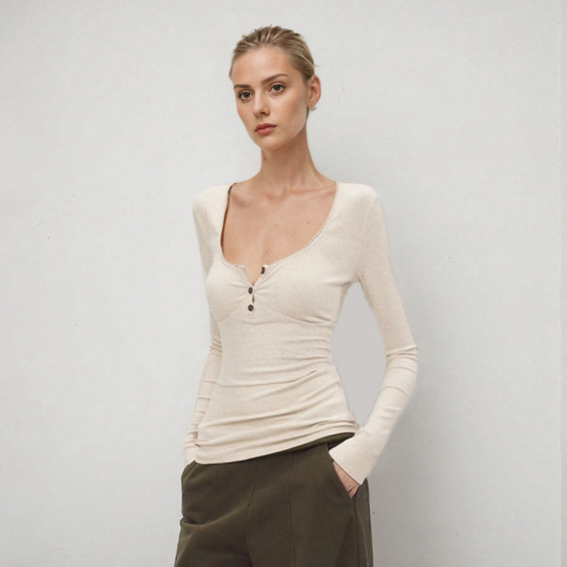 Pamuk-elastan majica s dugim rukavima, V-izrez, uobičajena duljina, casual stil