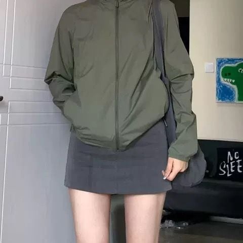 Ženska all-season jakna s kapuljom, dugi kroj, materijal od sintetičkih vlakana, UV zaštita