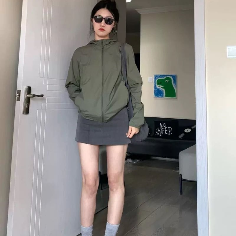 Ženska all-season jakna s kapuljom, dugi kroj, materijal od sintetičkih vlakana, UV zaštita