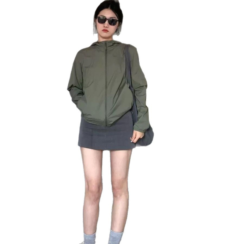 Ženska all-season jakna s kapuljom, dugi kroj, materijal od sintetičkih vlakana, UV zaštita