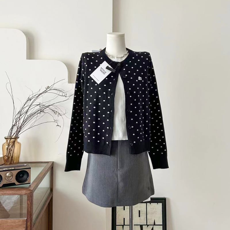Cardigan s izvezenim točkicama, okrugli izrez, akrilno-elastanski spoj, dugi rukavi, gradski stil