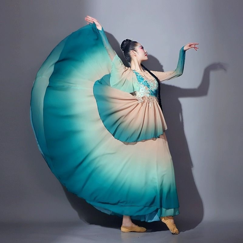 Klasični kostim za plesne izvedbe, novi stil, elegantan kineski vila-inspiriran outfit za žene, s dugom tekućom suknjom