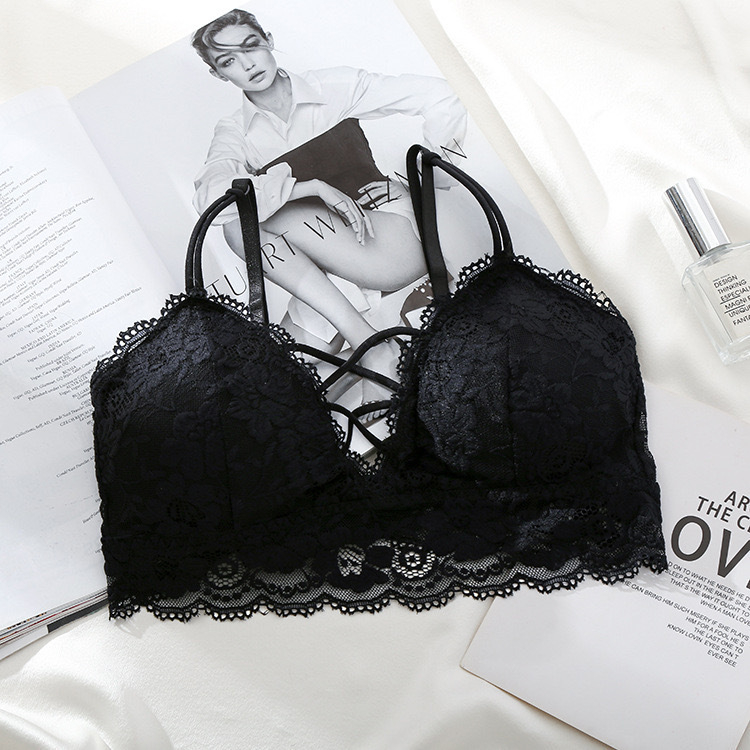 Čipkasti bandeau top, bez naramenica, otvorena leđa, elastan/spandeks materijal, košarica 3/4, srednje oblikovanje, duljina prsa