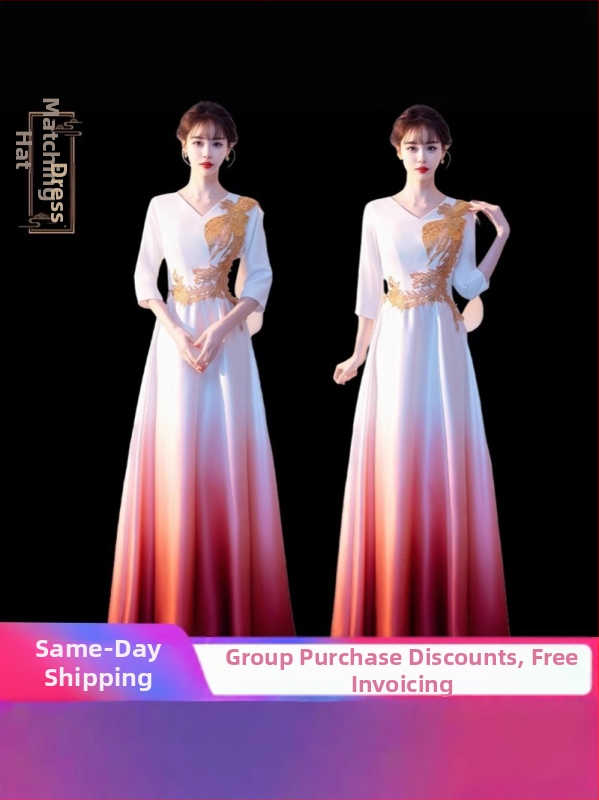 Sievietes koru uzstāšanās kleita ar garu siluetu un kolāžas raksturu, poliestera audums, piemērota dziedāšanai un dzejas lasīšanai