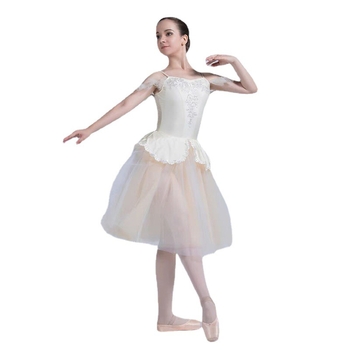 Costum de balet pentru reprezentații, costum de damă cu fustă pufoasă în stil prințesă, din material spandex; conținutul principal al țesăturii sub 30%; primăvară 2023; potrivit pentru vârsta 18–24.