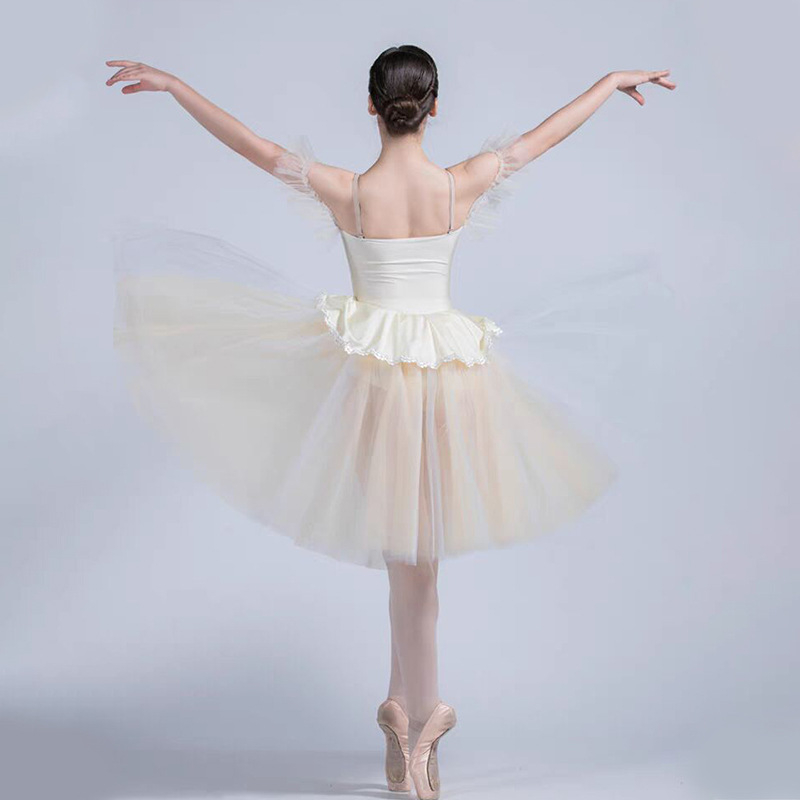 Costum de balet pentru reprezentații, costum de damă cu fustă pufoasă în stil prințesă, din material spandex; conținutul principal al țesăturii sub 30%; primăvară 2023; potrivit pentru vârsta 18–24.