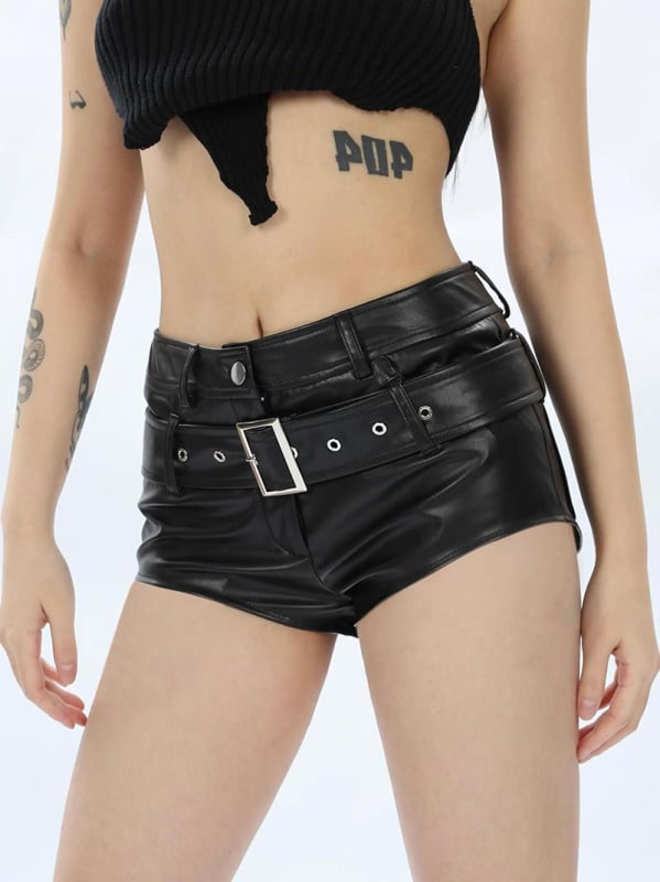 Γυναικείες σορτς από τεχνητό δέρμα, μεσαία μέση, μήκος hot pants, πολυεστέρας ≥95%, ίσια γραμμή