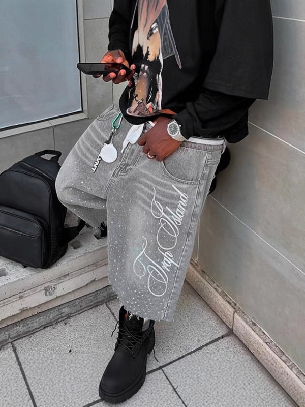 Traper šortsi s ravnim širokim nogama, kratka duljina, srednji pojas, isprani završetak, 90% pamuk