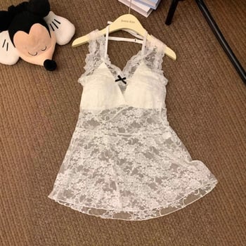 Nylon halter s V-izrezom i čipkom, top s ugrađenim grudnjakom i jastučićima, srednje duljine