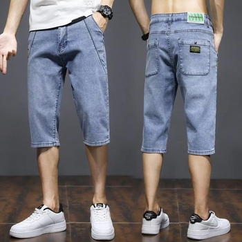 Muške kratke hlače ravnog kroja, niska struka, poliester materijal, kratka duljina