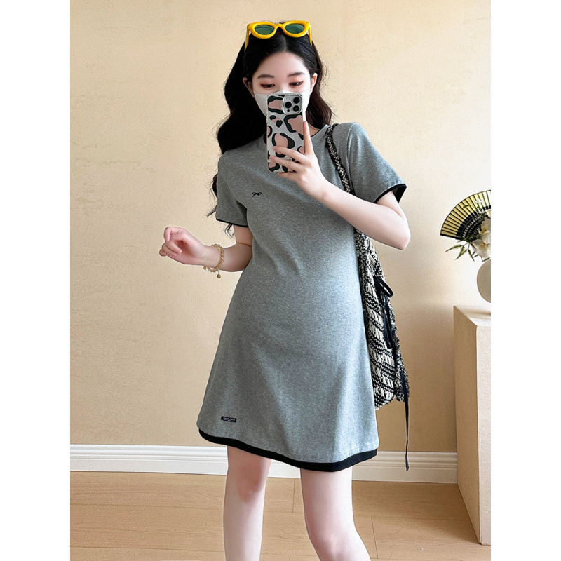 Trudnička haljina s okruglim izrezom, 3/4 rukavi, pamuk-elastan smjesa s printom, A-kroj siluete, ljeto 2025
