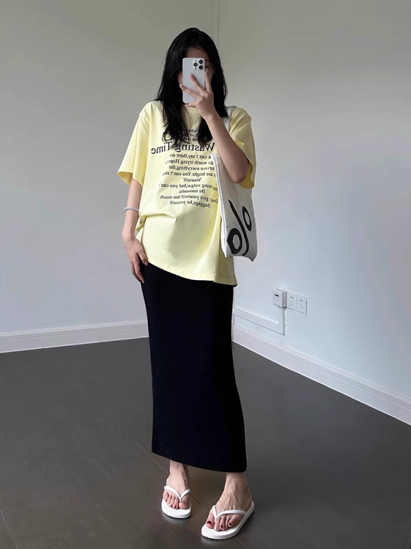 Fustă de maternitate tricotată, lungime medie, lejeră pentru vară, siluetă pe șolduri, 95% viscose / 5% spandex