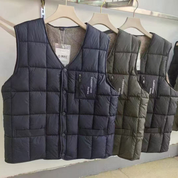 Vesta de iarnă pentru bărbați, căptușită cu fleece, exterior poliester, căptușeală din bumbac, buzunare de tip patch