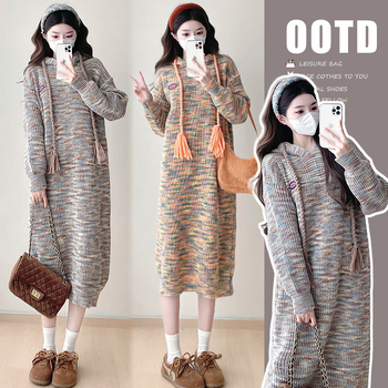 Φόρεμα εγκύου με κουκούλα, πλεκτό ριγέ, μίξη μαλλιού με ελαστάν