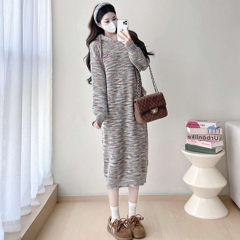 Φόρεμα εγκύου με κουκούλα, πλεκτό ριγέ, μίξη μαλλιού με ελαστάν