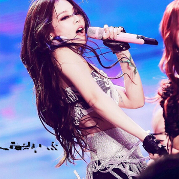 Plesna suknja inspirirana zvijezdama korejske skupine - mini hip suknja, vuneni materijal, stil kraljice sestra