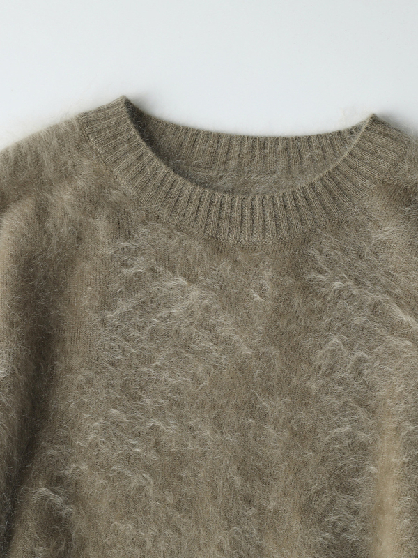 Pulover od brušenog kašmira s kapuljom, slobodan kroj, okrugli izrez, dugi rukavi, 95% kašmir