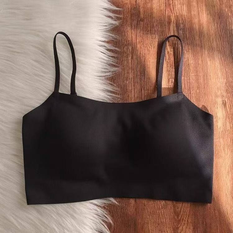 Спортен сутиен безшевен, без жици, с мека опора, чашка 3/4, тънко формовани чашки