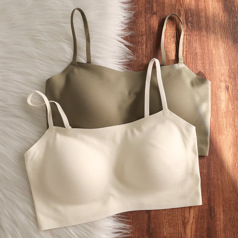 Спортен сутиен безшевен, без жици, с мека опора, чашка 3/4, тънко формовани чашки