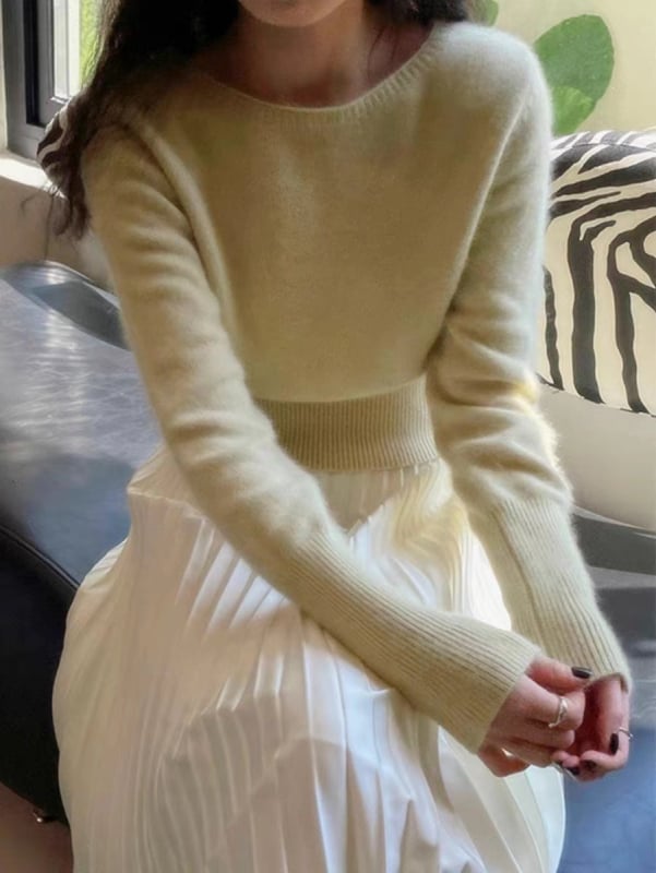 Πλεκτό πουλόβερ από μαλλί, λαιμόκοψη σε έναν ώμο, 95% μαλλί, κοντή γραμμή (40–50 εκ.), μακριά μανίκια