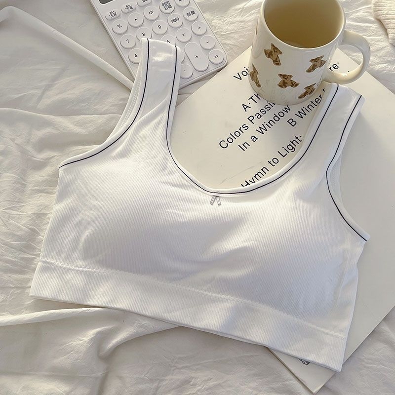 Detská športová podprsenka-vest, nylon, 3/4 miska, tvarovaná miska s tenkým horným a hrubším spodkom, priedušný, pohodlný