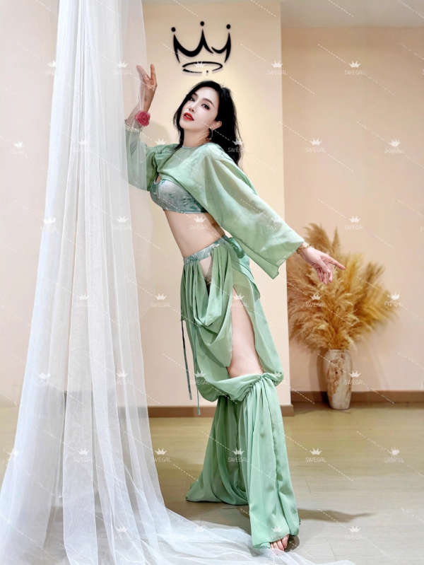 Kostim za trbušni ples za vježbanje – Četverodijelni set, šifon materijal, poliester 30–50%, elegantan stil, svjež i sladak