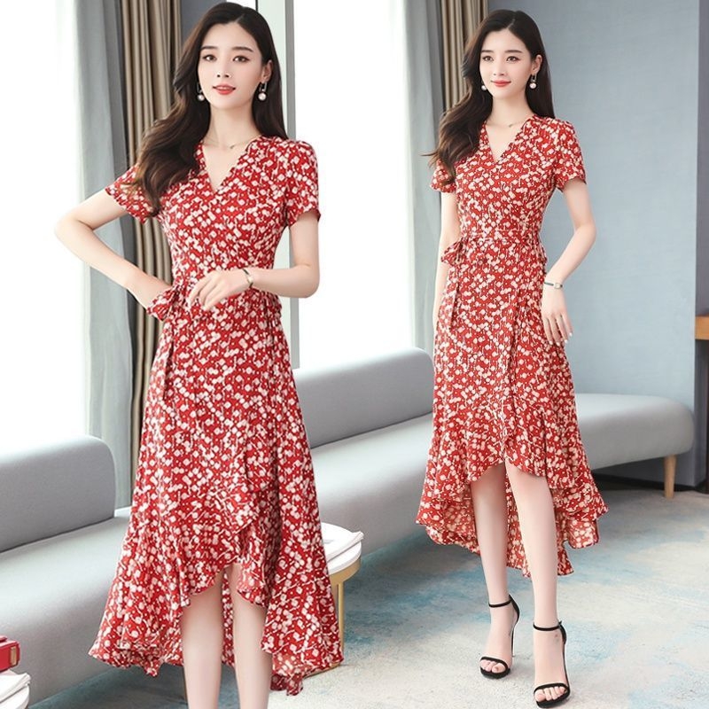 Egyrészes ruha, közepes hossz, A-vonal, V-nyakú, poliészter