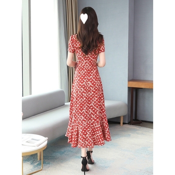 Ice Silk ruha, plusz méret, V-nyakú, midi hossz, poliészter 90–95%