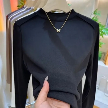 Poliészter alaprétegű hosszú ujjú felső fleece-béléssel, slim-fit fishbone sziluett, kötött kivitel