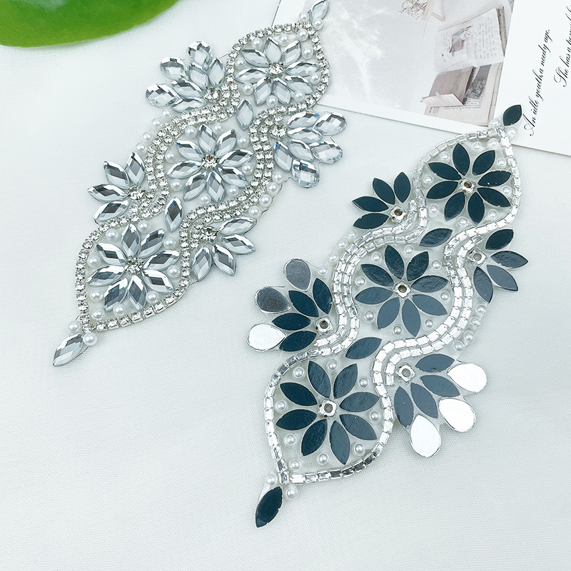 Kozmetički dodaci — Pojas s cvjetnim rhinestones za vjenčanu haljinu i kostim belly dance; materijali: rhinestones, staklo, biser; obrada: ljepilo; marka: Tidian Jewelry; godina/sezona: jesen 2023; stil: originalni dizajn