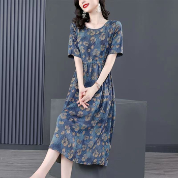 A-vonalú ruha, több színű minta, PVC anyag, kerek nyakú, rövid ujjú