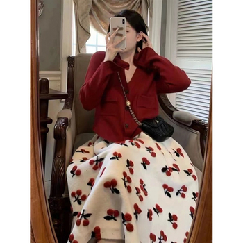 Trudnički dvodijelni set: pulover i suknja, dugi rukavi, najlon 95%+, srednje duljine suknja