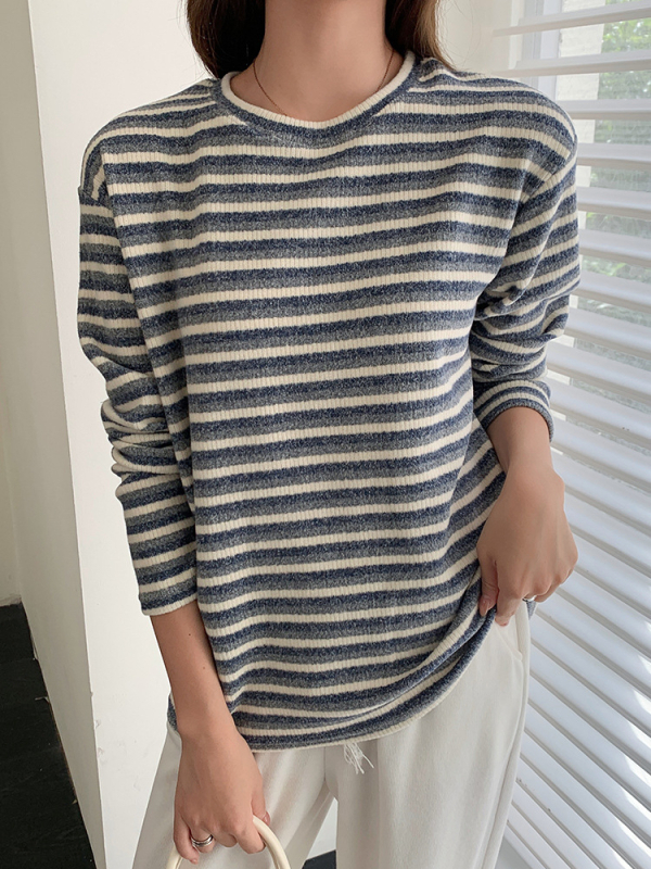 Dámsky pruhovaný hrubý pletený sveter, voľný strih, dlhé rukávy, výstrih do tvaru U, zmes polyester/spandex, 70–80% polyester, menej ako 30% spandex